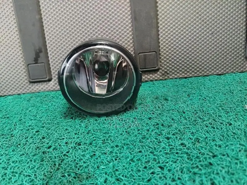 Nissan Note E12 Fog Light