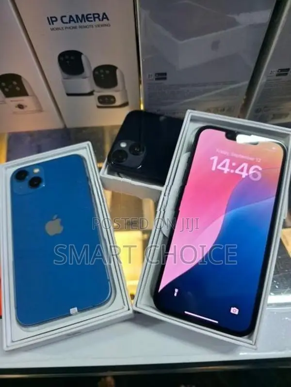 Apple iPhone 13 128GB E (Used)