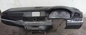 BMW F10 520 D Dashboard With Other Parts