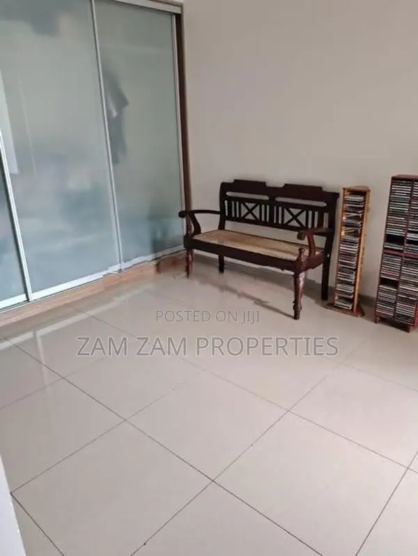 Luxury Apartment For Sale In Hevelock City Colombo 05