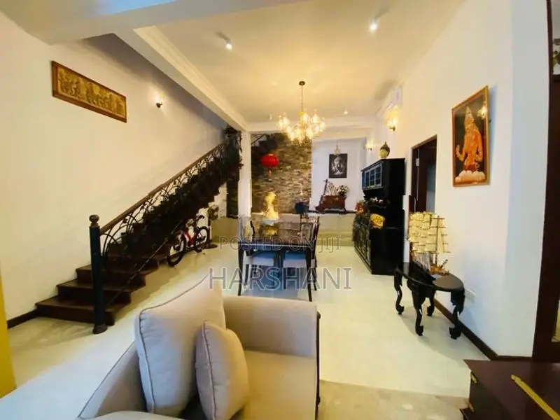 Solar Powered Super Luxury Modern 3 Story House Close to Maharagama