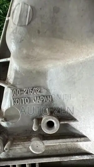 Isuzu NKR Samanala Face Headlight