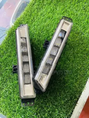 Vezel RS Fog Lamp Set