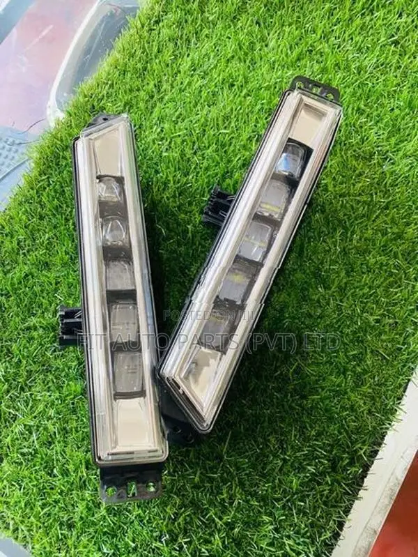 Vezel RS Fog Lamp Set