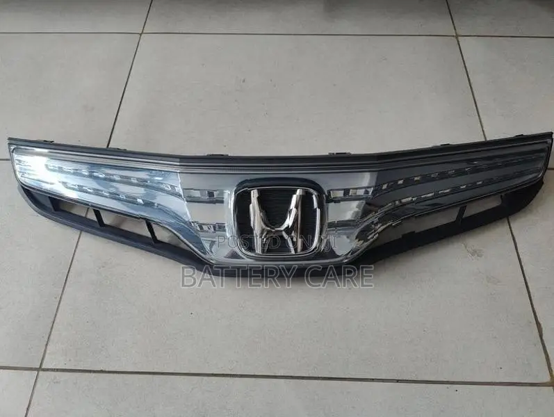 HONDA FIT GP 2 FRONT SHELL