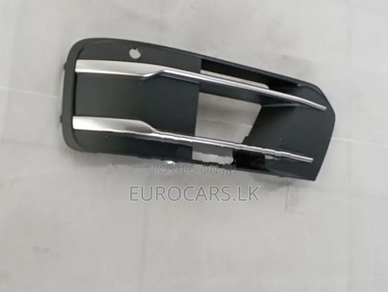 Audi Q7 Fog Grill Cover