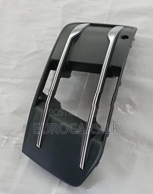 Audi Q7 Fog Grill Cover
