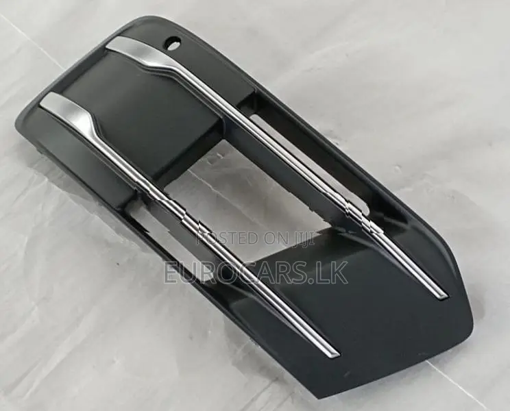 Audi Q7 Fog Grill Cover
