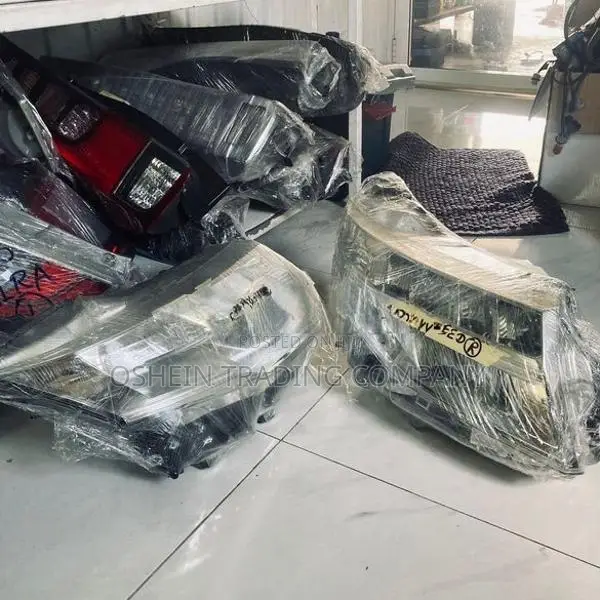 ROOMY HEAD LIGHT