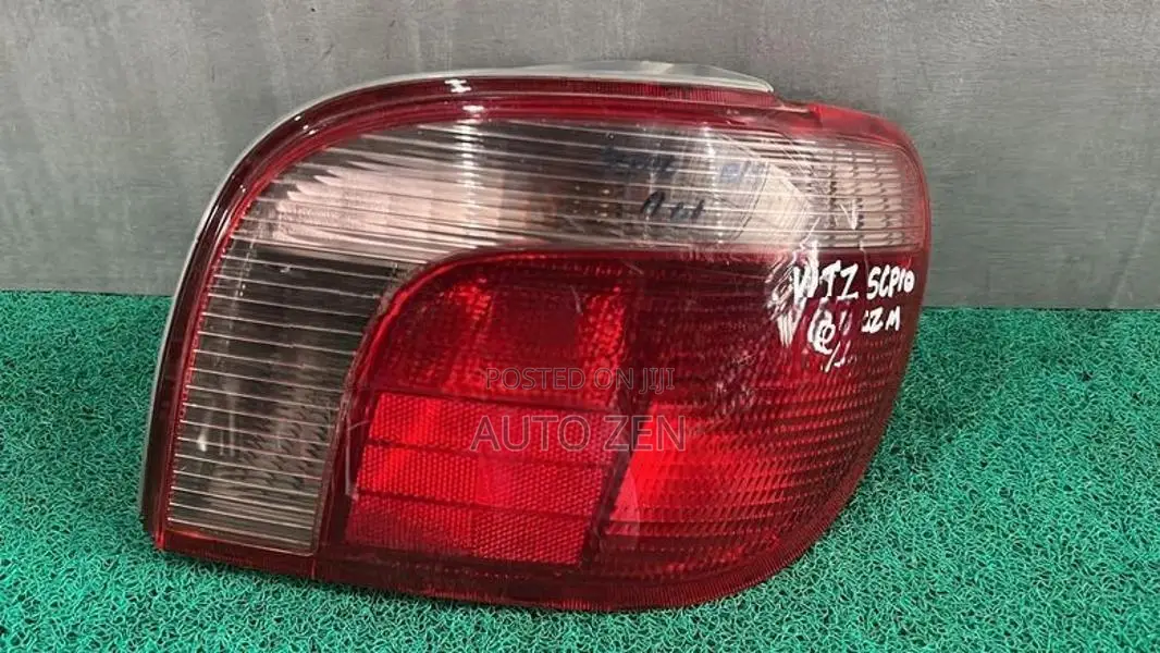 VITZ SCP10 Tail Light