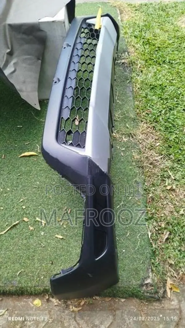 Honda CRV Lower Bumper with Grill
