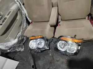 Daihatsu Atrai Hijet Head light