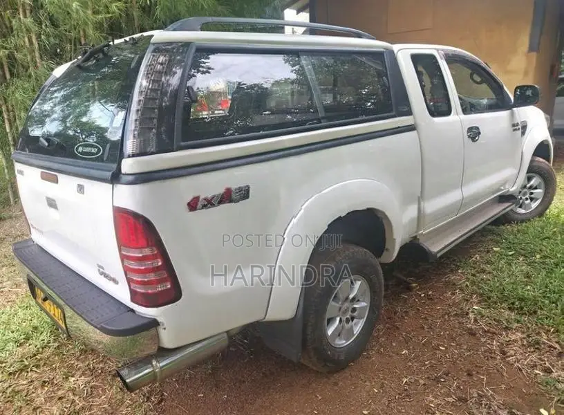 Toyota Hilux VIGO G DUEL PURPOSE 2010