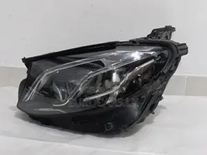 Mercedes E300 Headlight