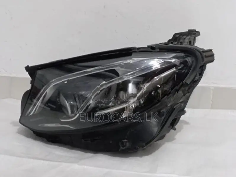 Mercedes E300 Headlight