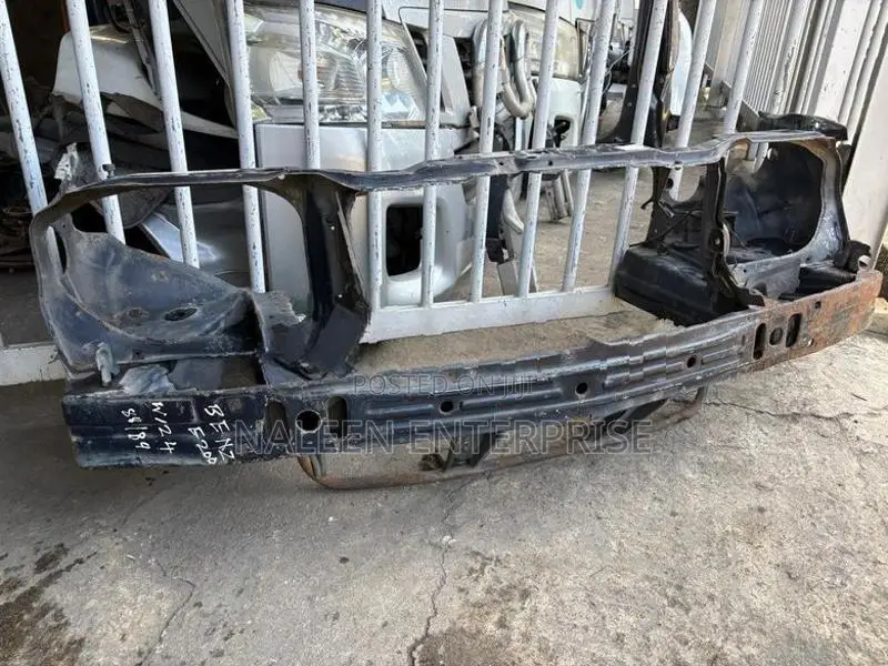 Mercedes Benz W124 Nose Cut Panel