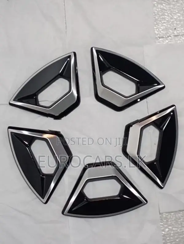 BMW IX Alloy Wheel Insert