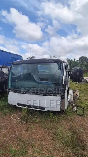 Isuzu Forward Cabin