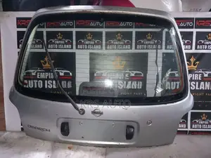 Nissan March K 11 Dicky Door