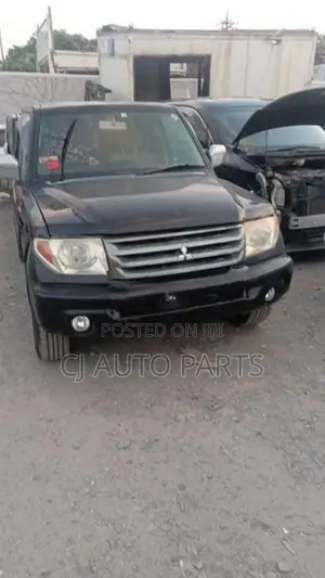 Mitshubishi Pajero Io Parts