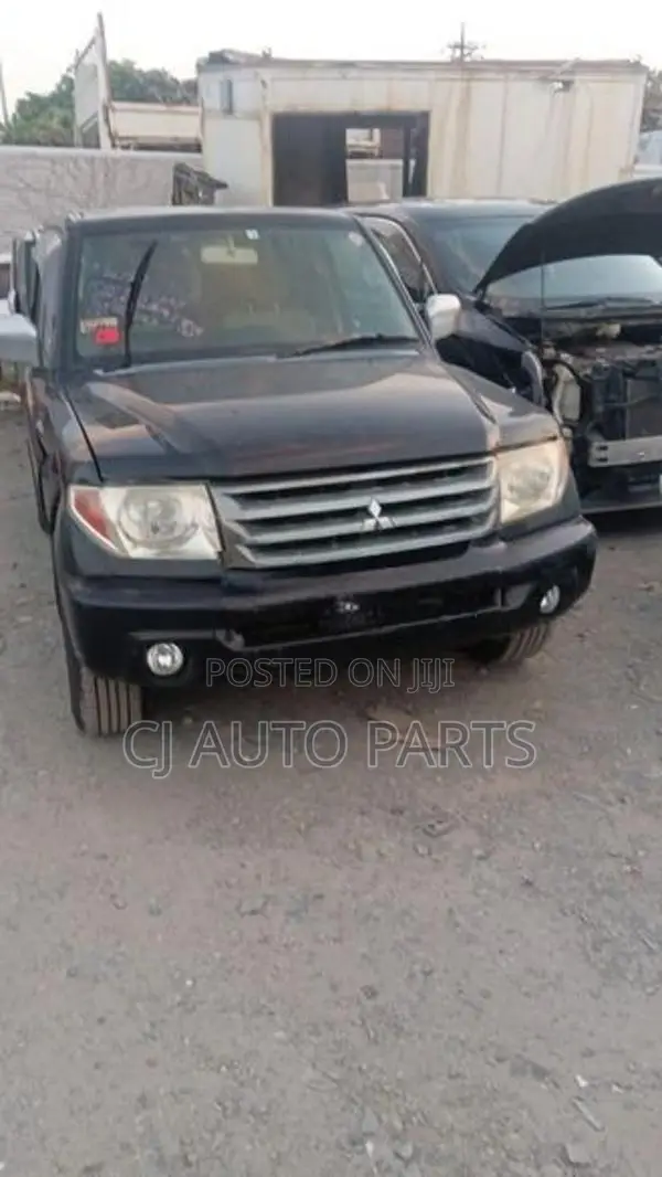 Mitshubishi Pajero Io Parts