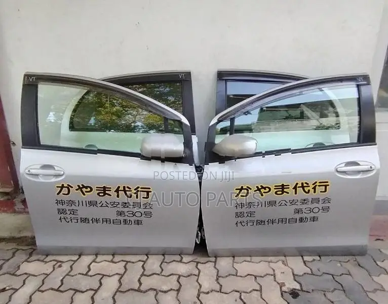 Toyota Vitz KSP90 Door Set