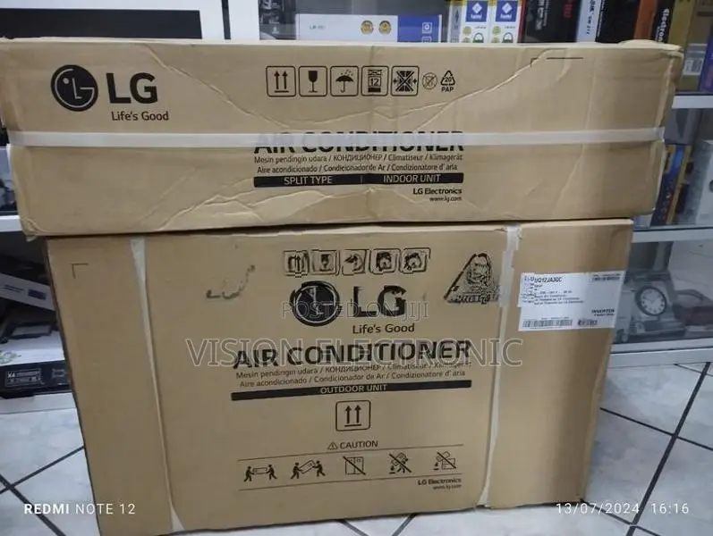 LG 12000BTU Split Type Dual-Inverter Air Conditioner