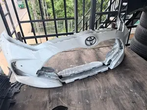 toyota yaris front Buffer