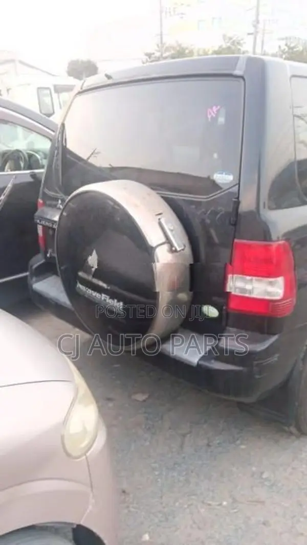 Mitshubishi Pajero Io Parts