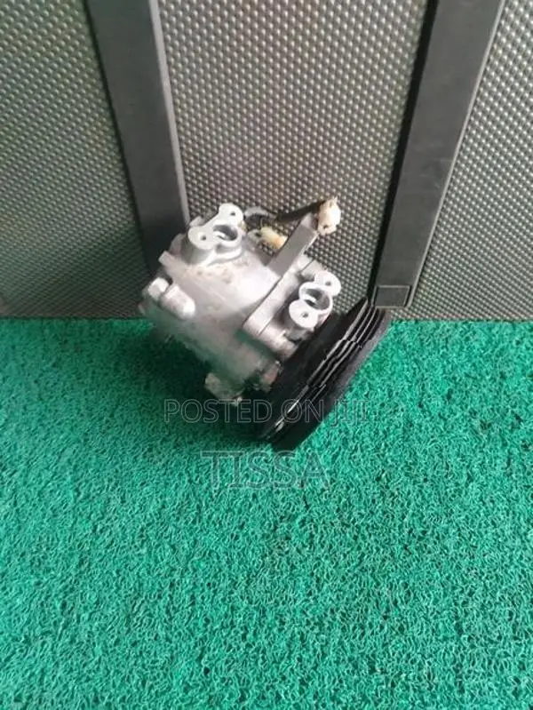 Daihatsu Hijet S320 AC Compressor