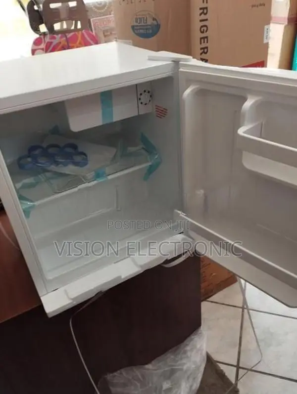 New Konka Mini Fridge - White