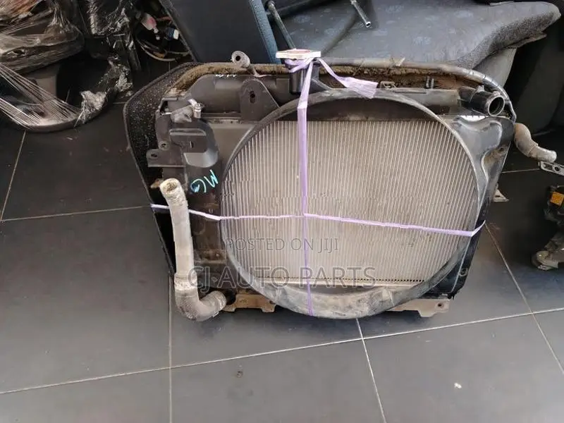 Nissan Vanette SK22 Mazda Bongo Radiator