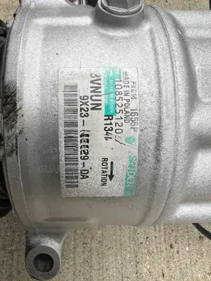 Discovery 4 A/C Compressor