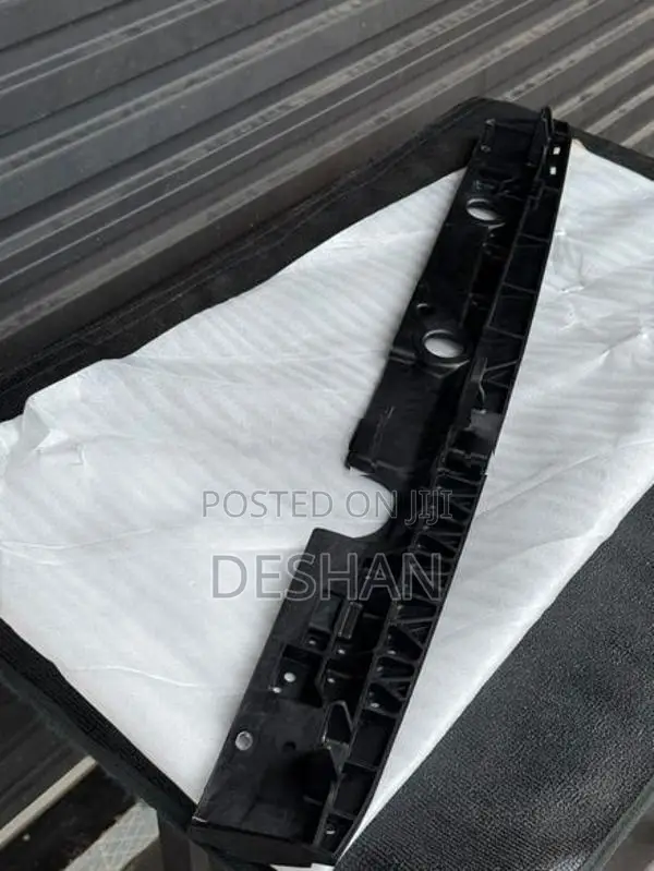 Wagon r mh55s rediator lower panel support bar genuine