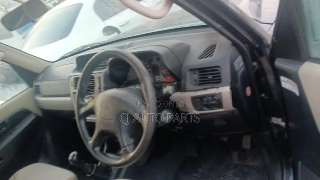 Mitshubishi Pajero Io Parts
