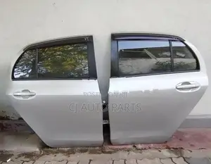 Toyota Vitz KSP90 Door Set