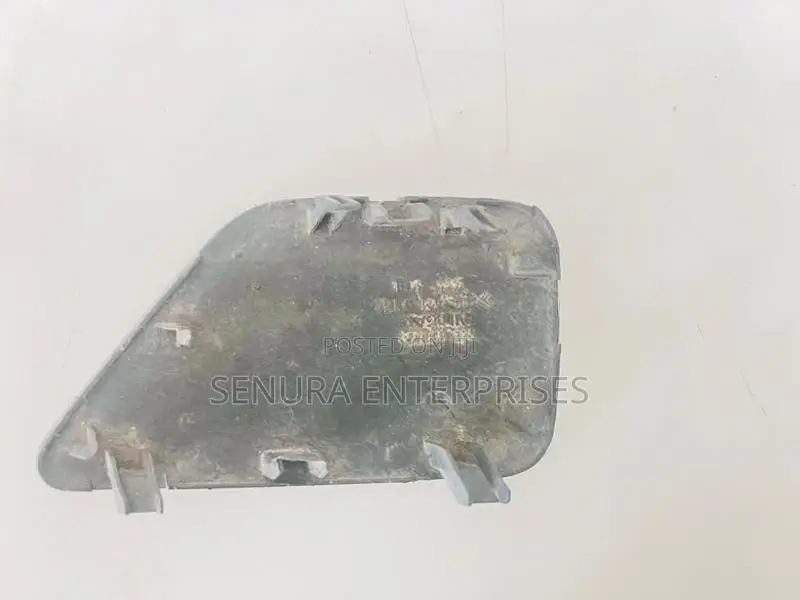 Nissan Leaf Front Buffer Tow Hook Cover