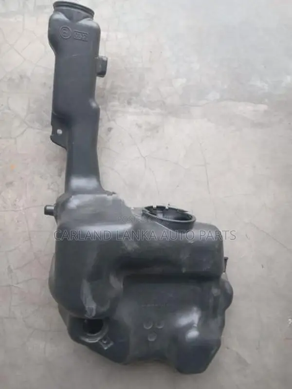 Benz W204/212 Wiper Washer Tank