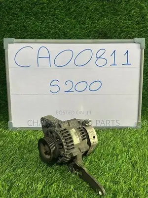 Daihatsu Hijet (S200) Alternator