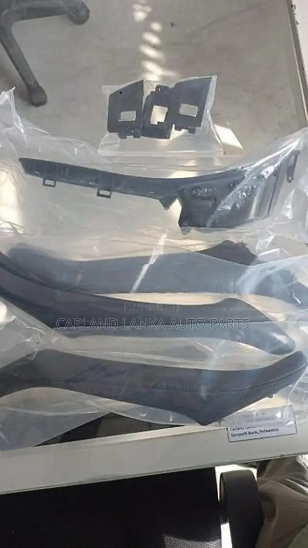 BMW 520d F10 Grab Handle Set