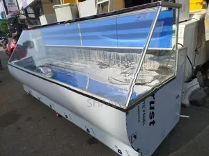 කුකුල් මස් සහ මාළු ශීතකරන. Chicken & Fish Display Coolers S1