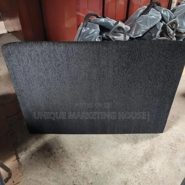 Modern 4 Ft Fabric Lobby Chairs