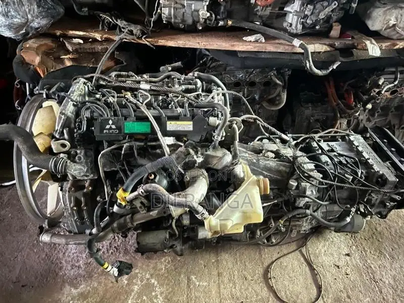 Mitsubishi Fuso 4p10 Engine Complete