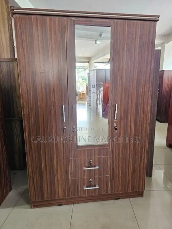 New Melamine 3 Door Cupboard 6*4 Ft Wardrobe