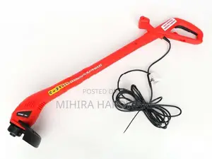 Electric grass cutting trimmer machine SMARTEC 22201 trimming