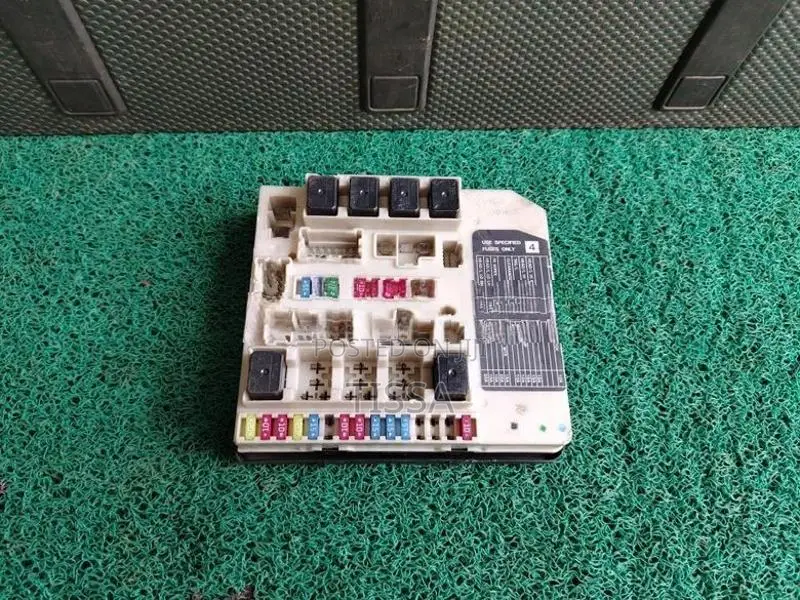 Nissan Tiida Fuse Box (IPDM)