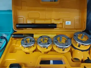 Ratchet die stocks