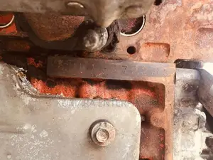 Isuzu 6HE1-1 Engine