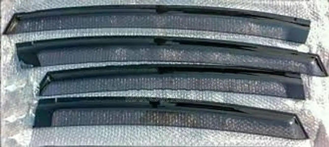 Toyota Voxy Door Visor