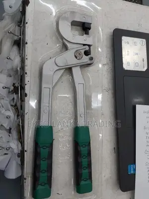 KEEL PLIER